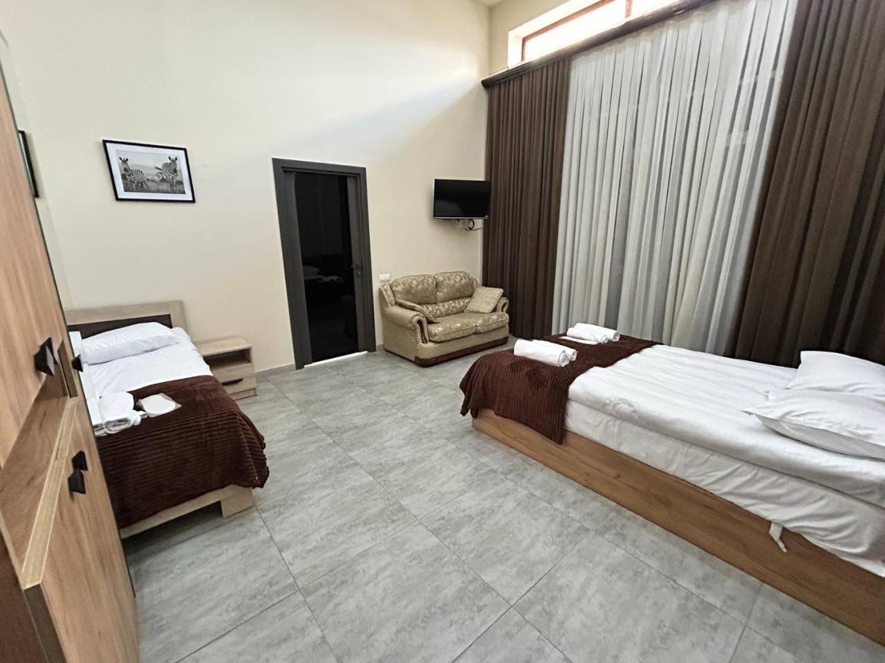 Guest House Margaryan Yerevan Exterior photo