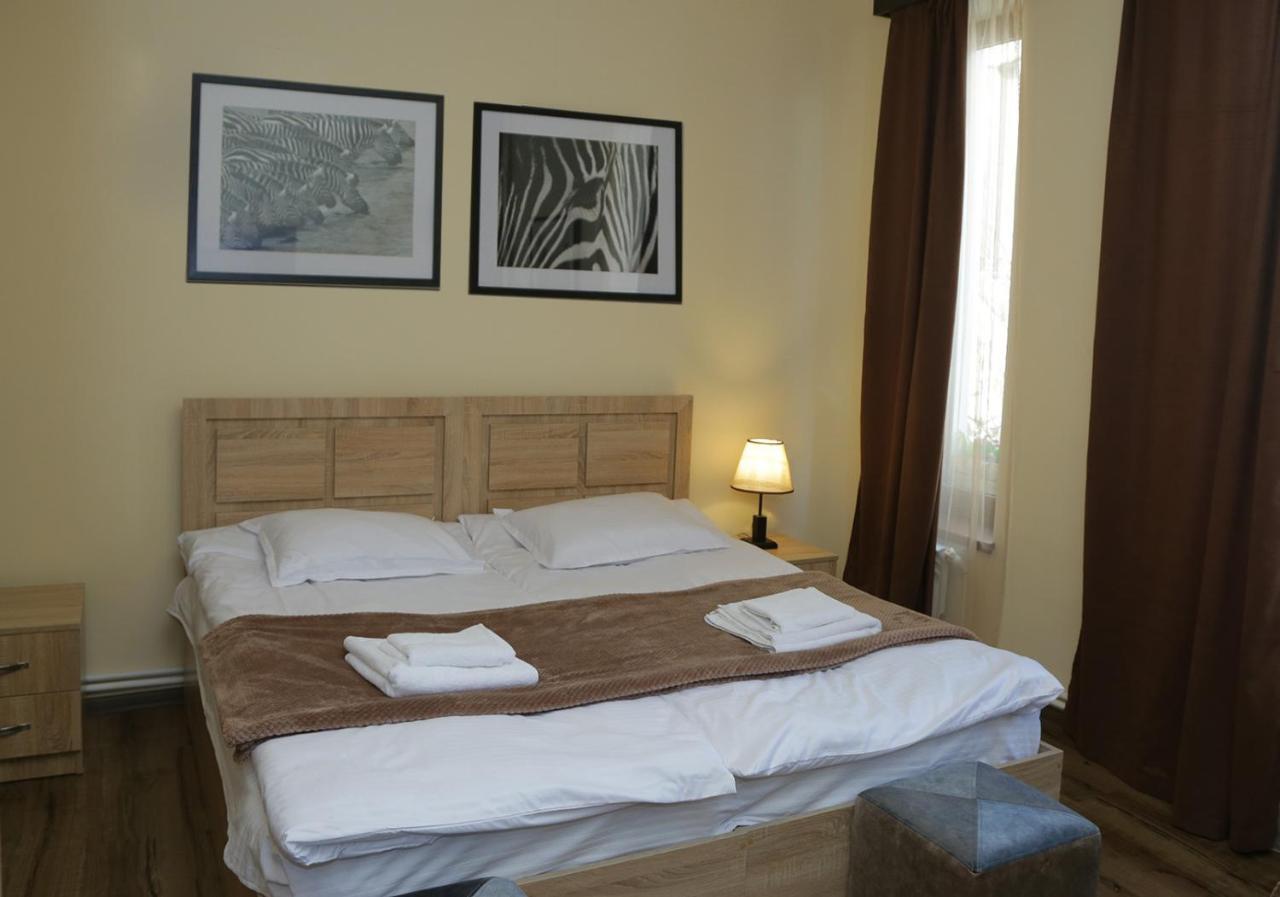 Guest House Margaryan Yerevan Exterior photo